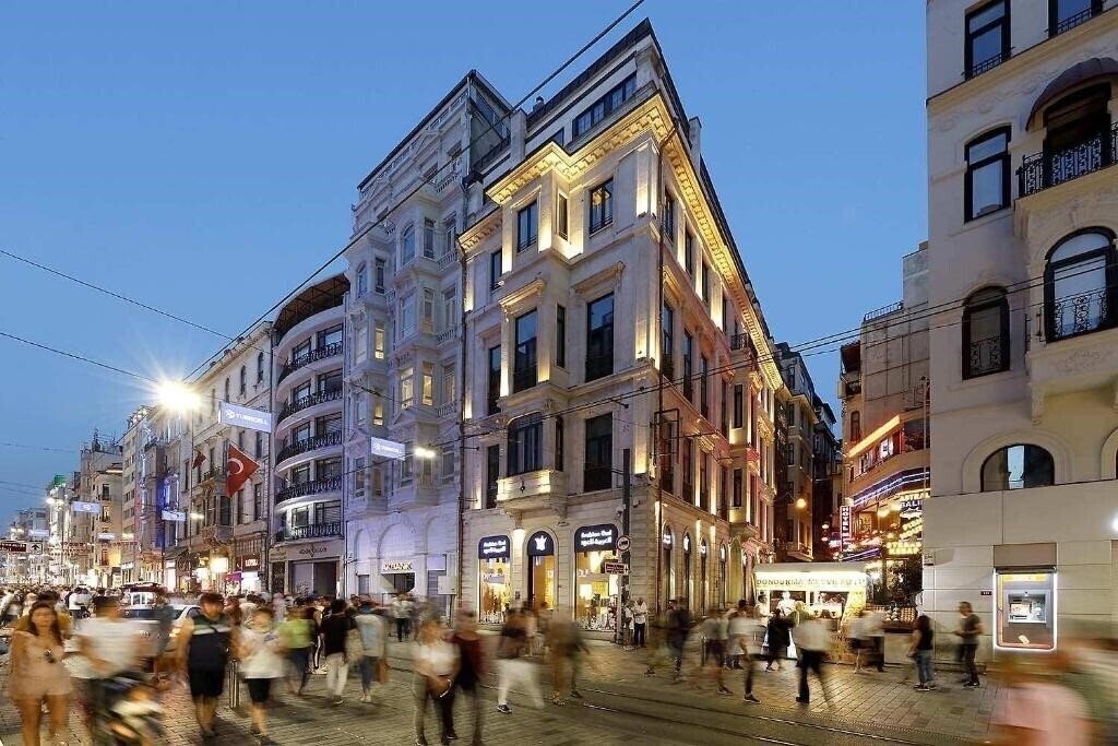 Изображение The Public Hotel 4*