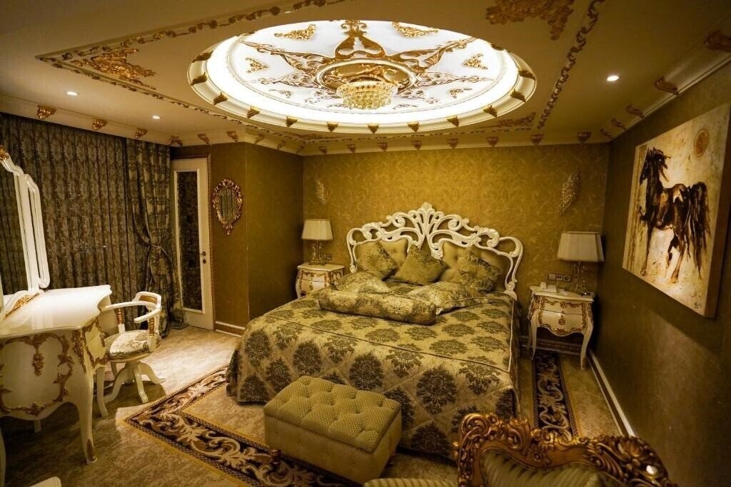 Готель Hotel Buyuk Hamit 4*