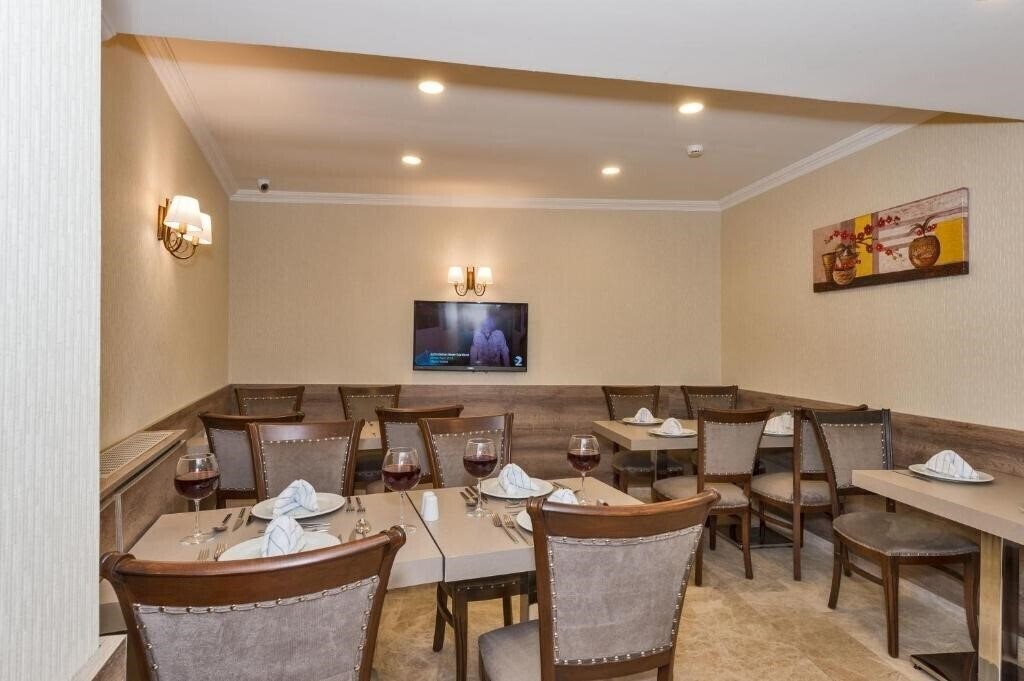 Зображення Alphonse Hotel 3*