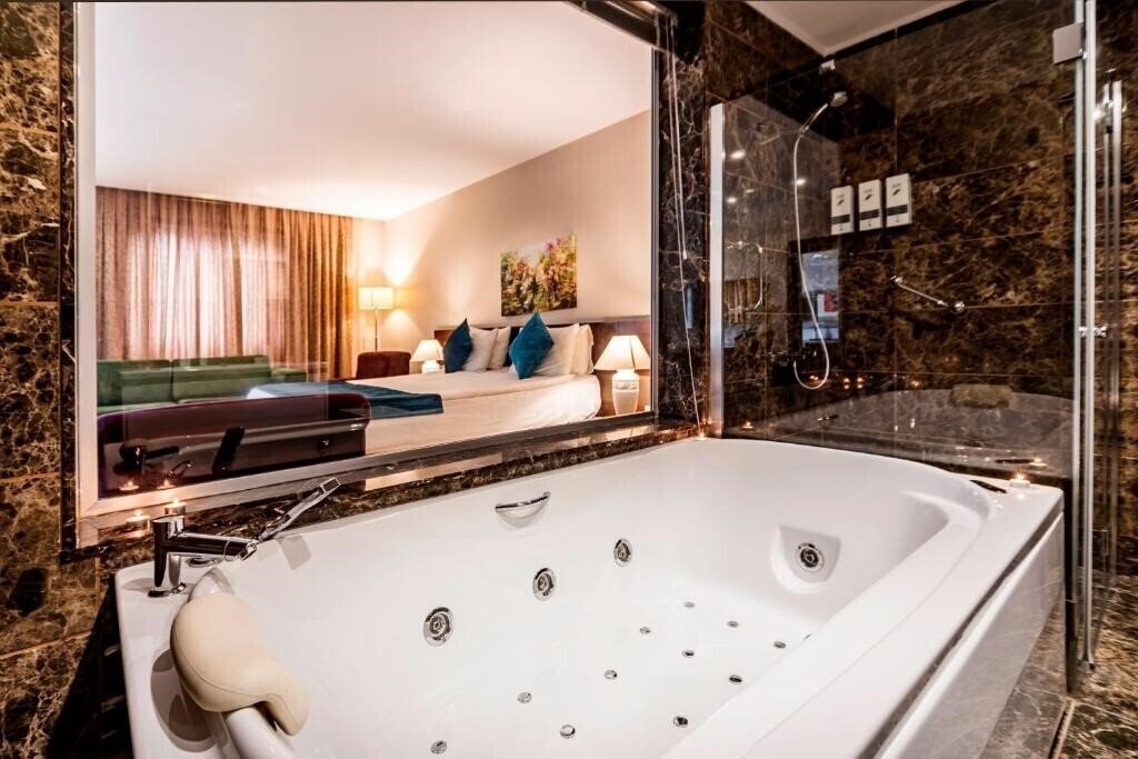 Фотографія Rox Hotel Airport 4*