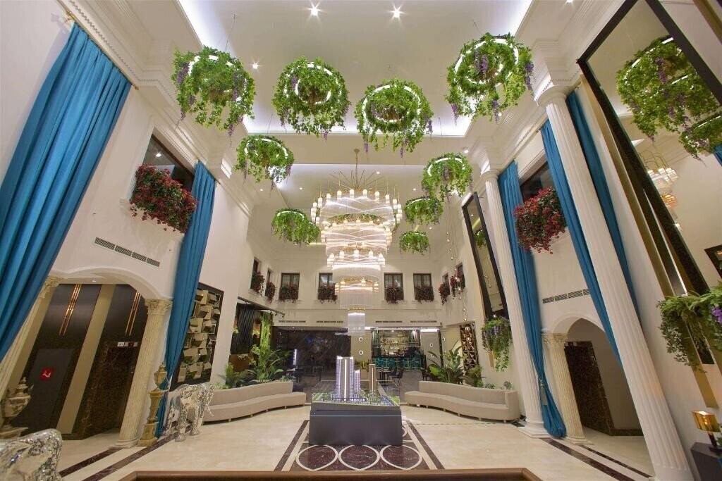 Фото Ramada Hotel & Suites Istanbul Merter 5*