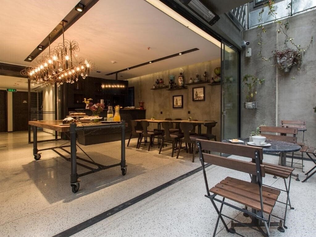 Фотографія Lampa Design Hotel 4*