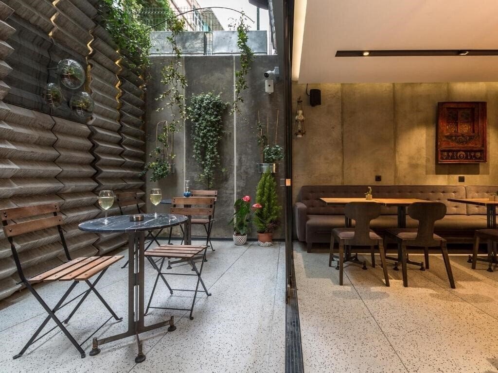 Картинка Lampa Design Hotel 4*