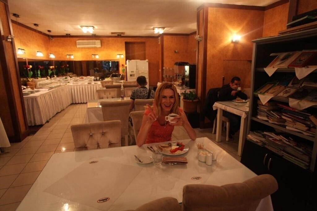 Фотографія Turvan Hotel 3*