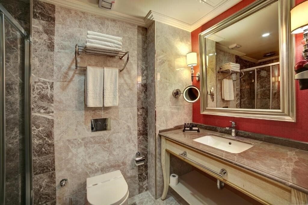 Фотографія Halifaks Hotel 4*