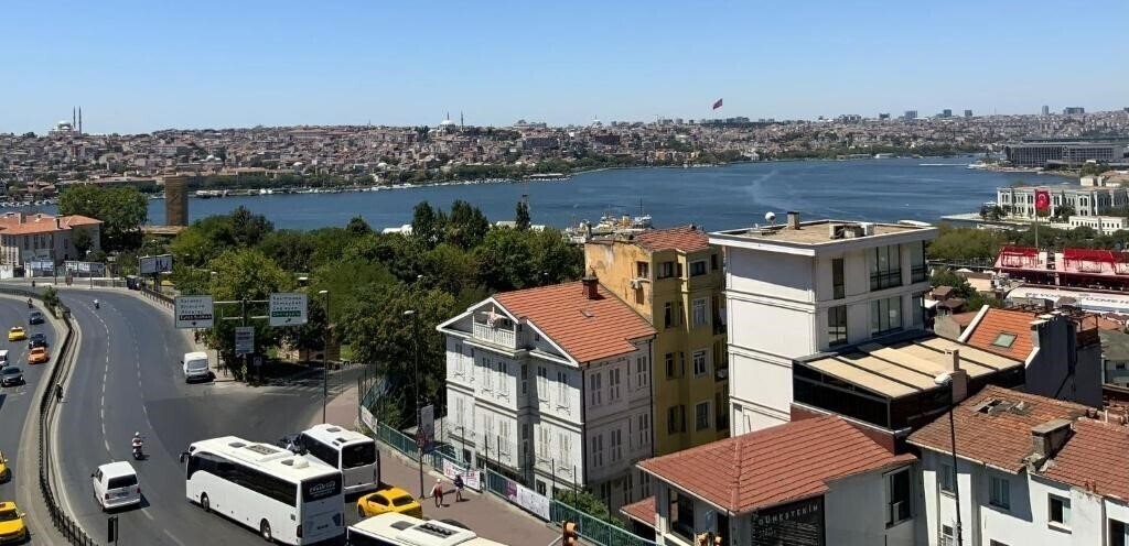 Отель The Biancho Hotel Pera 4*