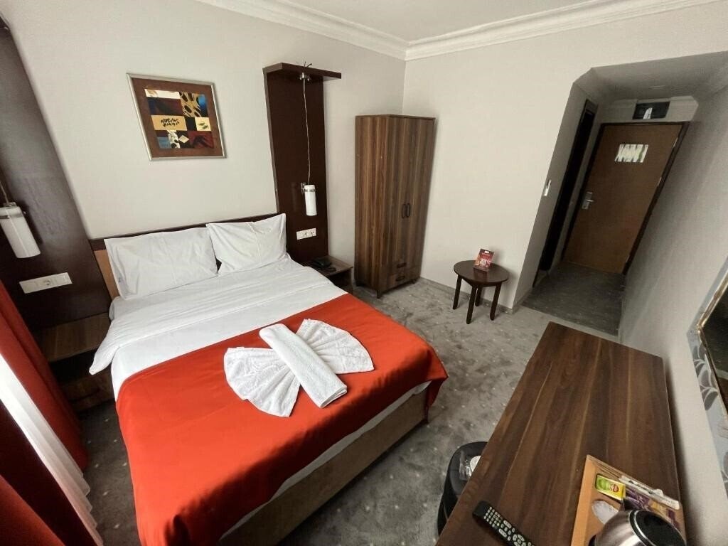 Картинка Hotel Topkapi 3*