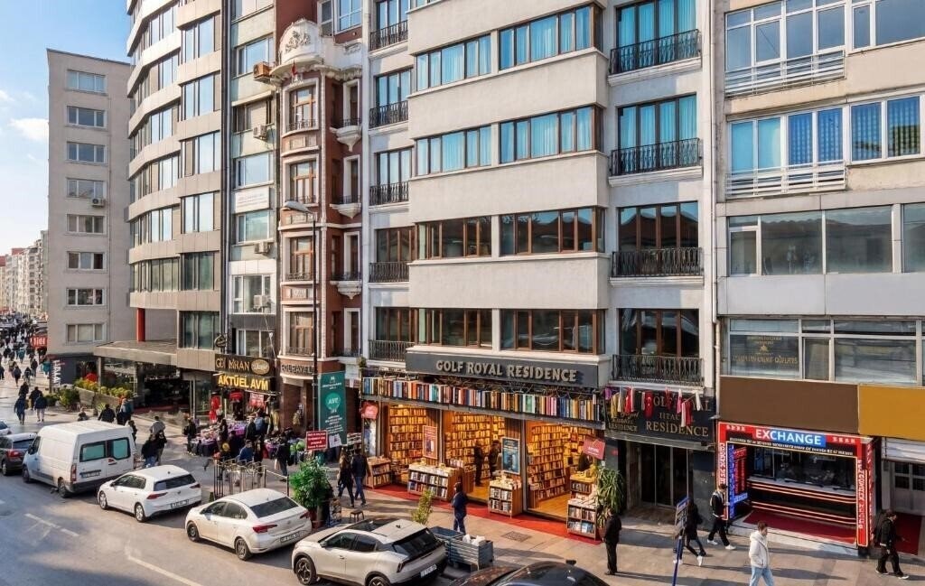 Готель Golf Royal Residence 4*