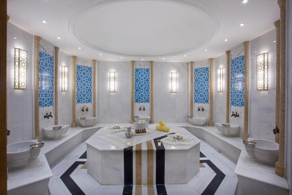 Фотографія The Parma Hotel & SPA Taksim 4*