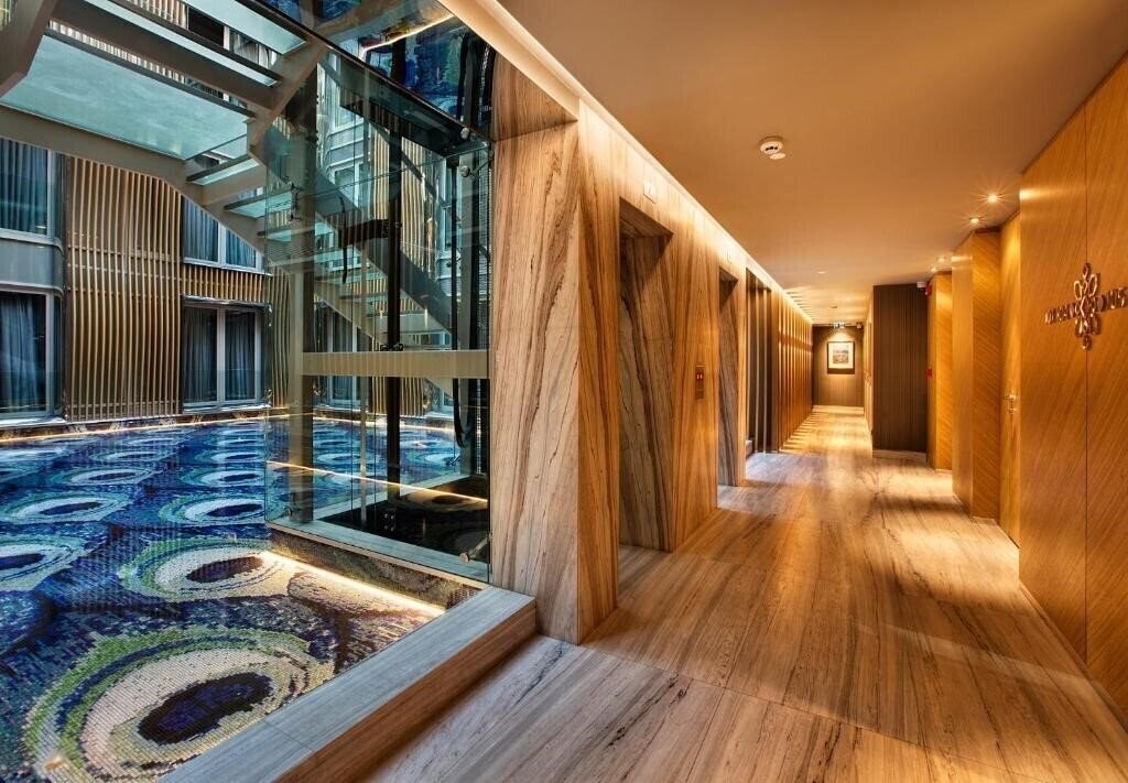Готель Fer Hotel 4*