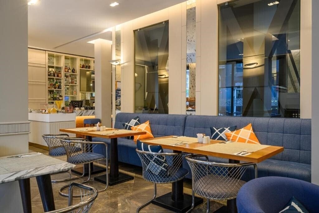 Изображение Four Points Flex by Sheraton Istanbul Taksim Square (ex. Senator Taksim) 4*