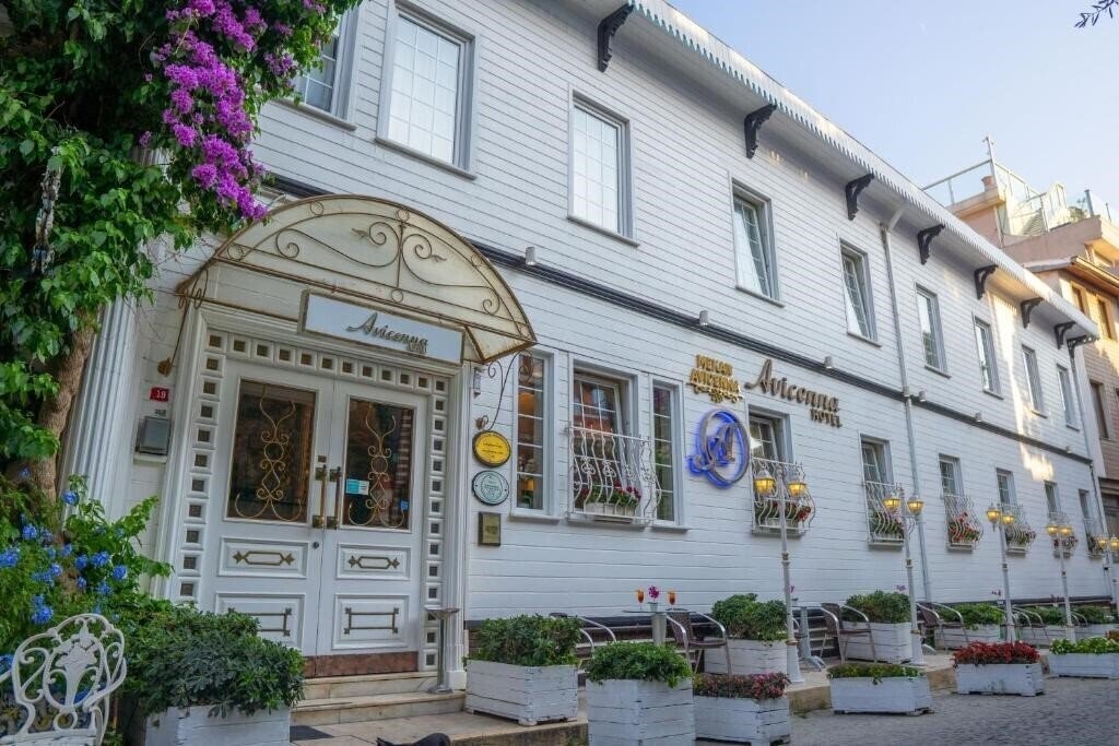 Отель Avicenna Hotel 4*