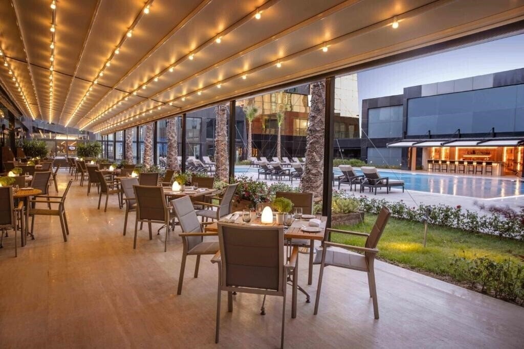 Картинка Tango Arjaan By Rotana 5*