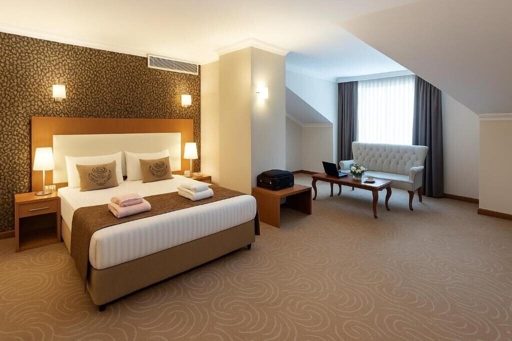Фото Grand Hotel Avcilar 3*