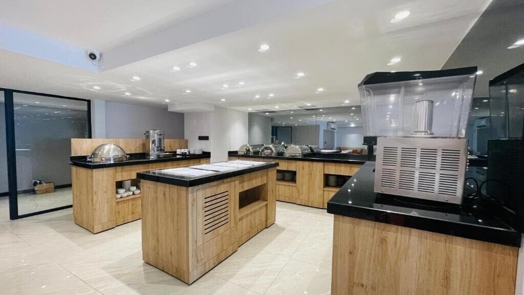 Фотографія Osmanbey Fatih Hotel 3*