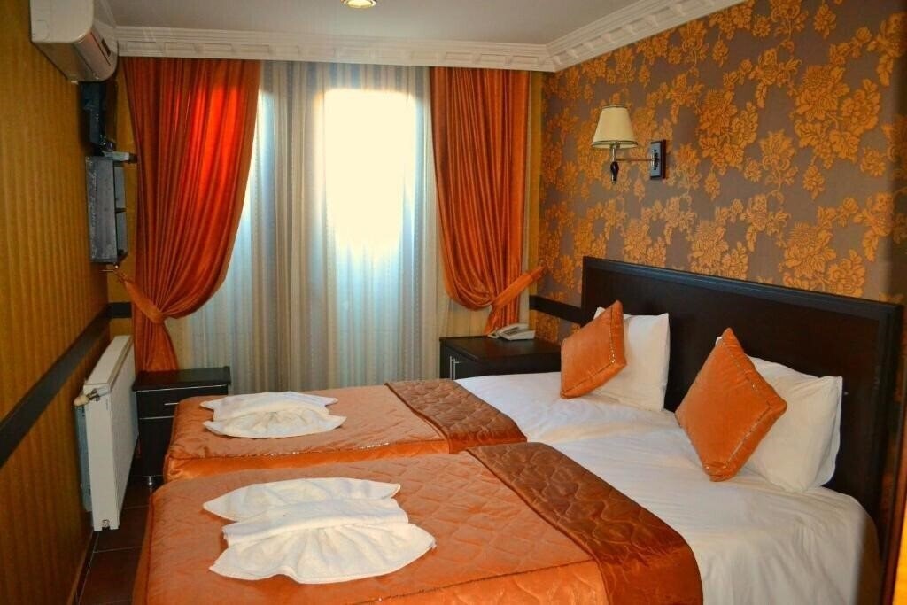 Готель Ares Hotel Sultanahmet (ex. Ares Hotel Istanbul) 3*