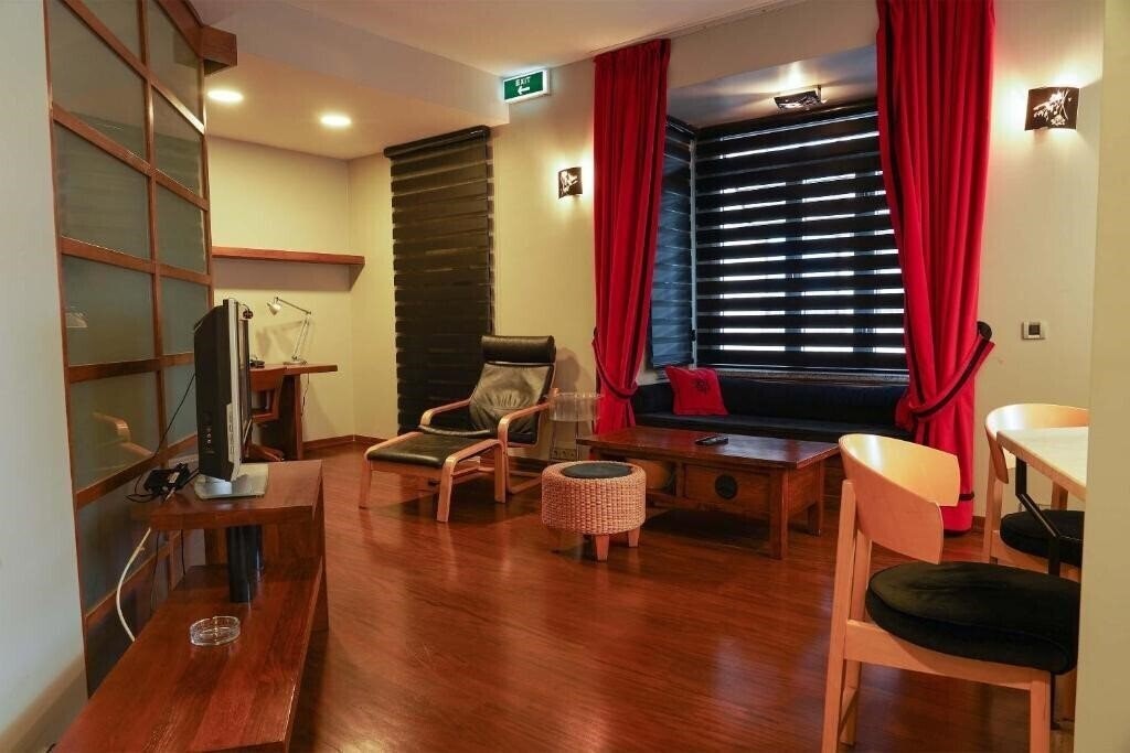 Зображення Taxim Suites Residences Istanbul 4*