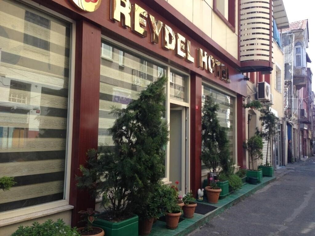 Готель Reydel Hotel 3*