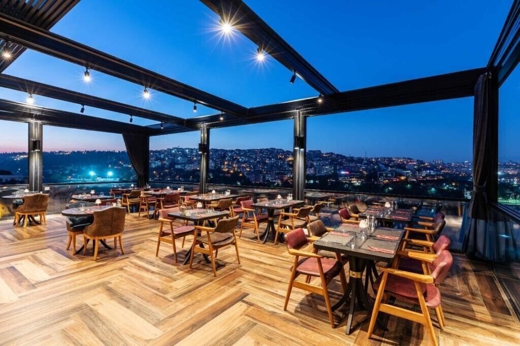 Картинка Ramada by Wyndham Istanbul Golden Horn 4*