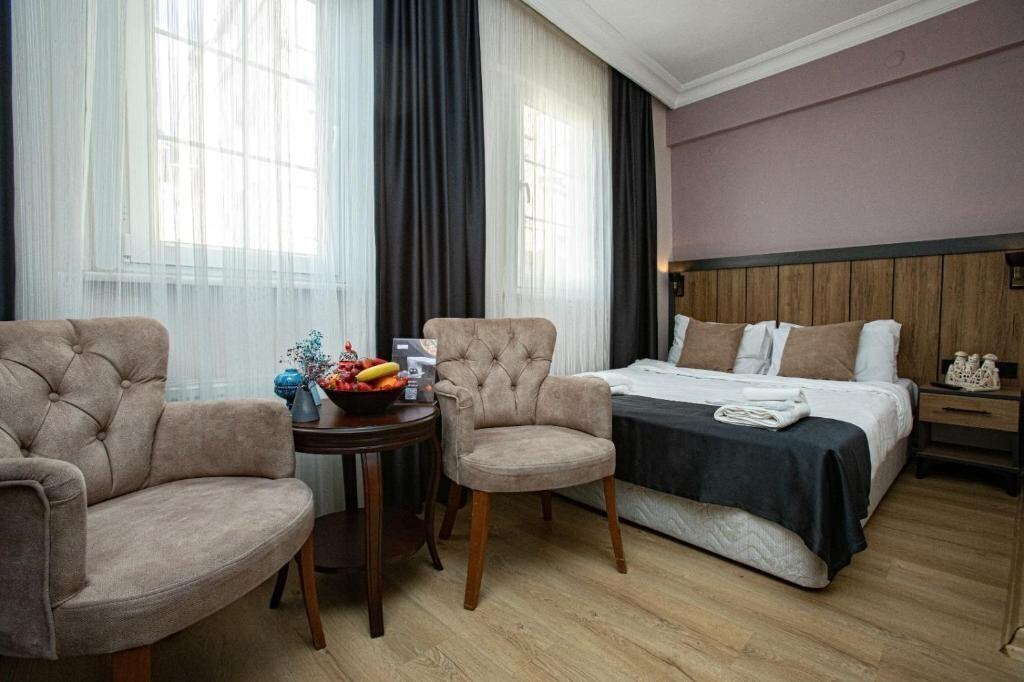 Фото Comfort Hotel Taksim 3*