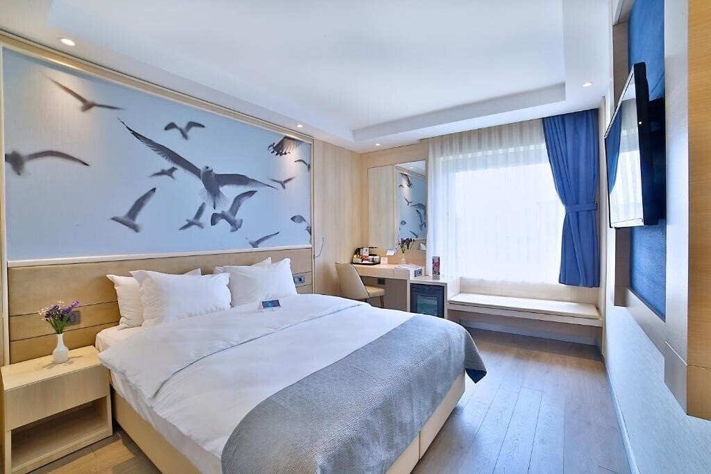 Изображение Ramada by Wyndham Istanbul Old City (ex. Ramada Old City, Ramada Istanbul Old City) 4*