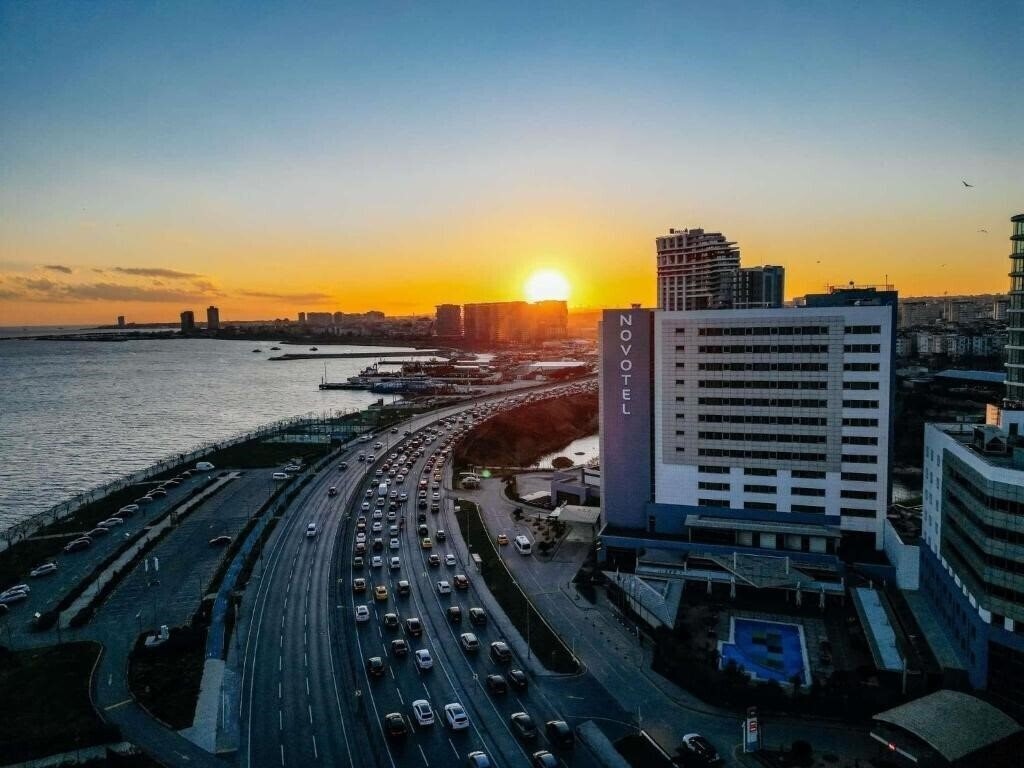 Отель Novotel Istanbul Zeytinburnu 4*