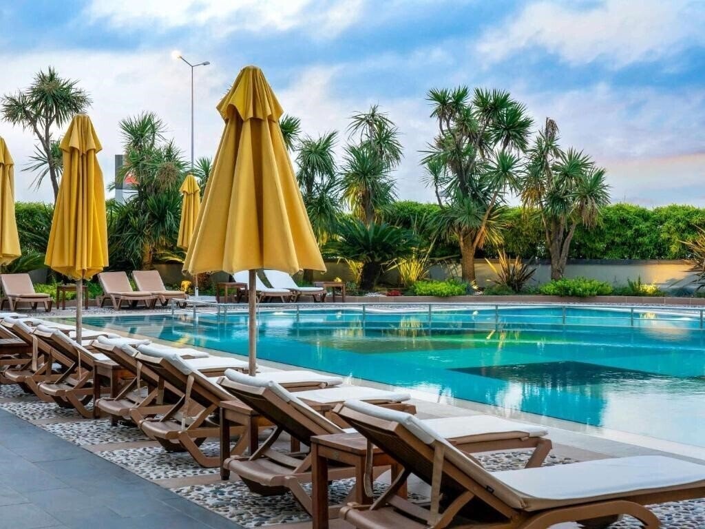 Фотография Novotel Istanbul Zeytinburnu 4*