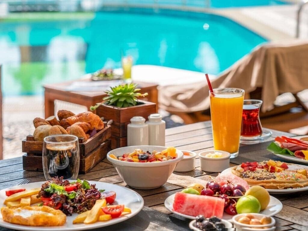 Фотография Novotel Istanbul Zeytinburnu 4*
