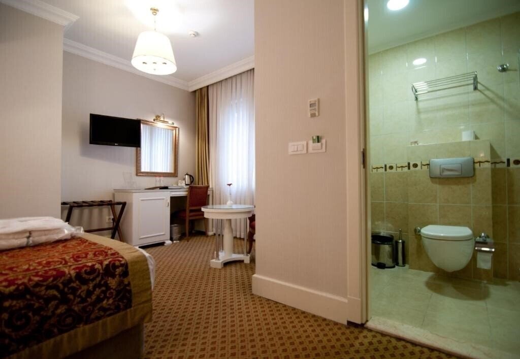 Отель Taksim Metropark Hotel 4*