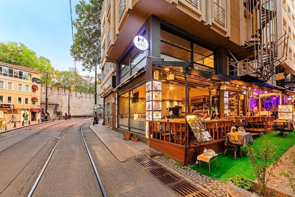 Готель Neda Hotel Istanbul 4*