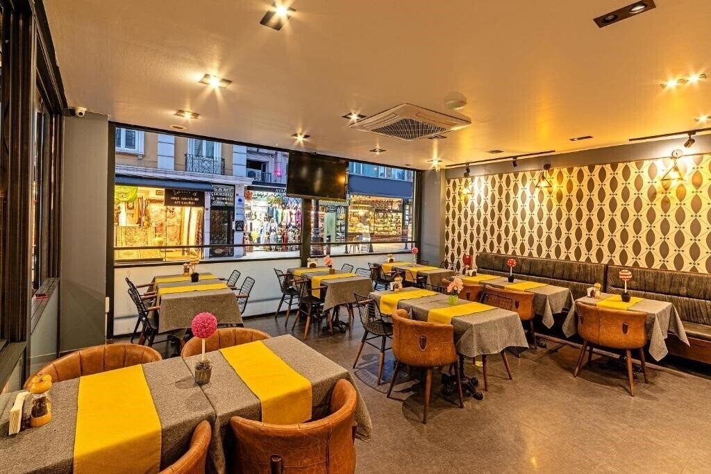 Фотографія Neda Hotel Istanbul 4*