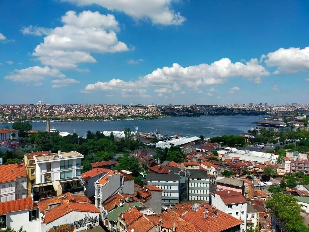 Готель Grand Halic 4*