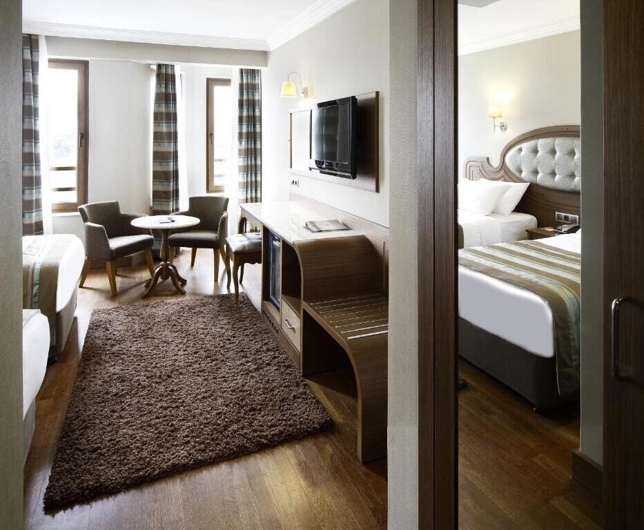 Фото Grand Halic 4*