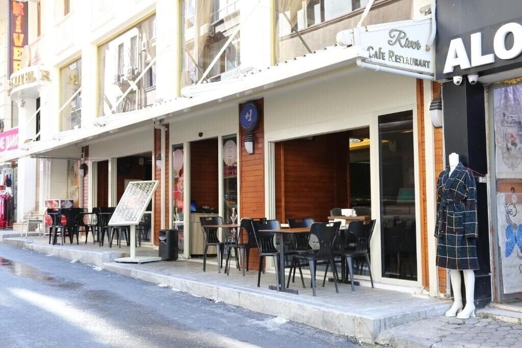Фотография River Hotel 3*