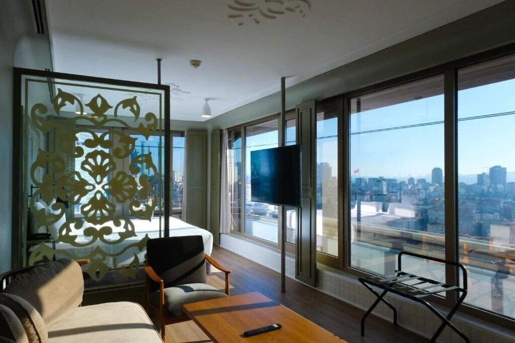 Готель The Cettia Istanbul 4*
