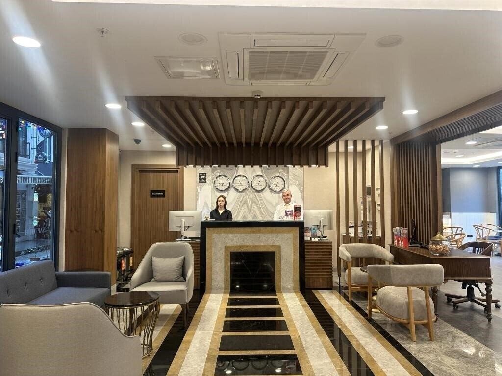 Отель Hotel Sapphire 4*