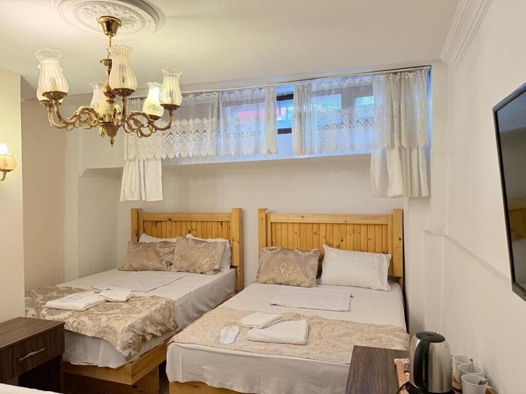 Фото Magnificent Hotel 3*