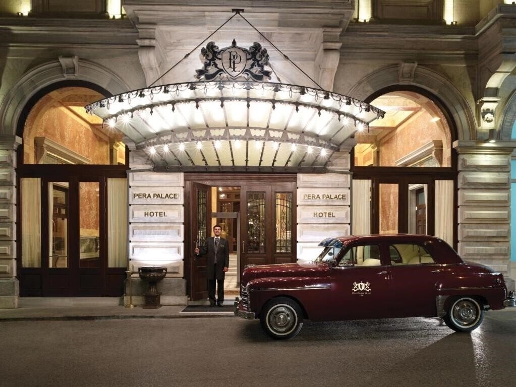 Отель Pera Palace Hotel 5*