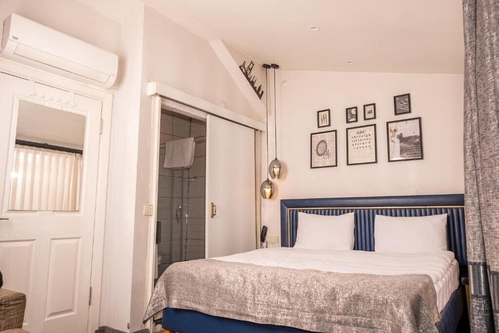 Готель Corner Hot & Hot Budget (ex. Corner Hot Hotel, Hot Budget ) 3*