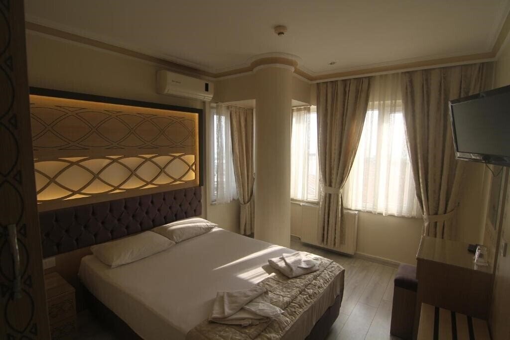 Фотография Grand Liza Hotel 3*