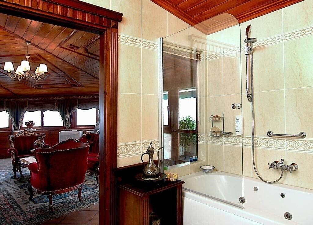 Фото Dersaadet Hotel Istanbul 4*