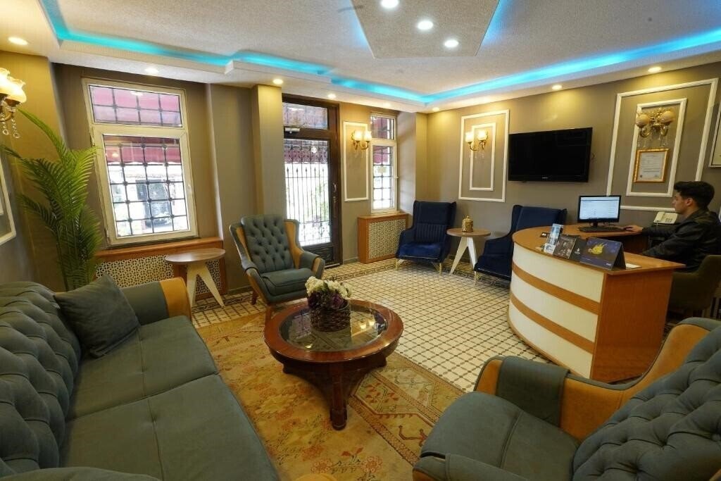 Фото Golden Palace Hotel 3*