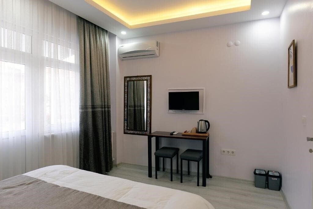Фото Pera Apartment Hotel 3*