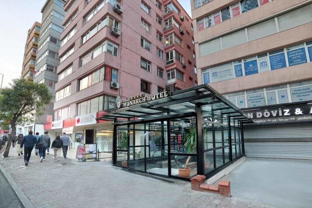 Фотографія White Monarch Hotel 4*
