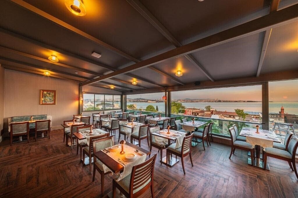 Фотография Azade Premier Hotel 3*
