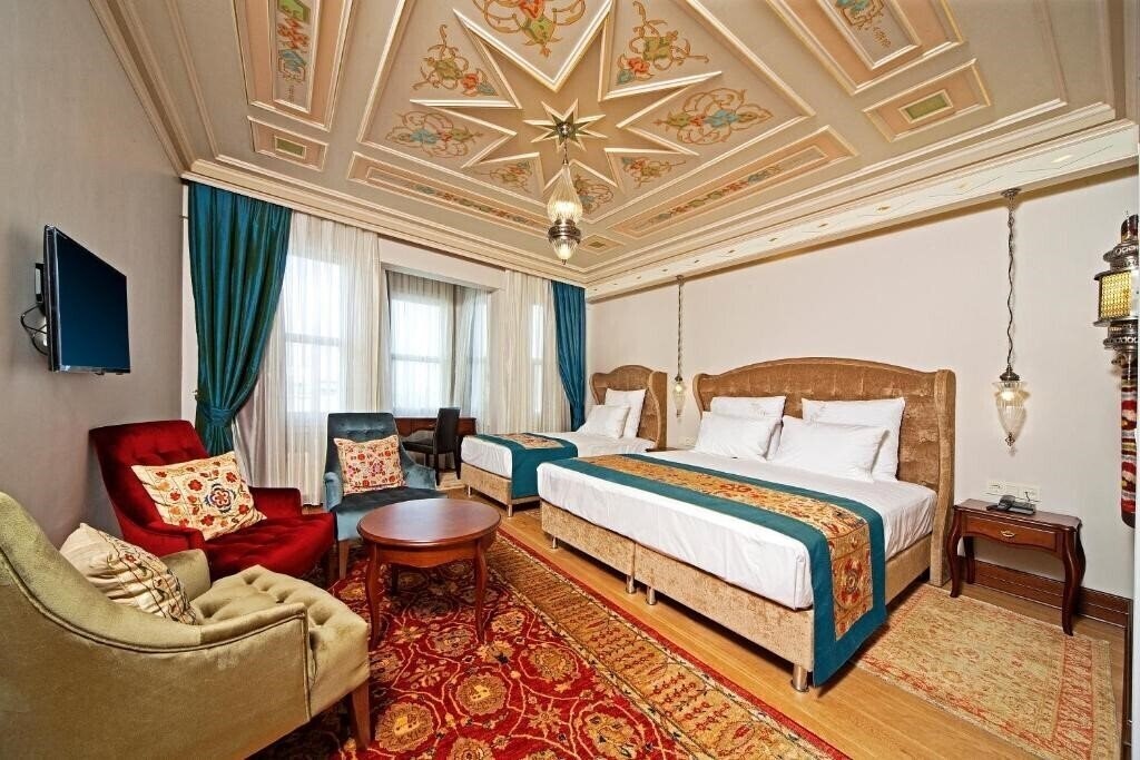 Отель Azade Premier Hotel 3*