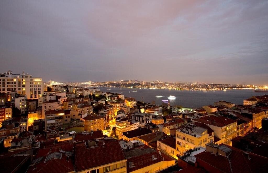 Фотографія Cihangir Hotel Bosphorus 3*