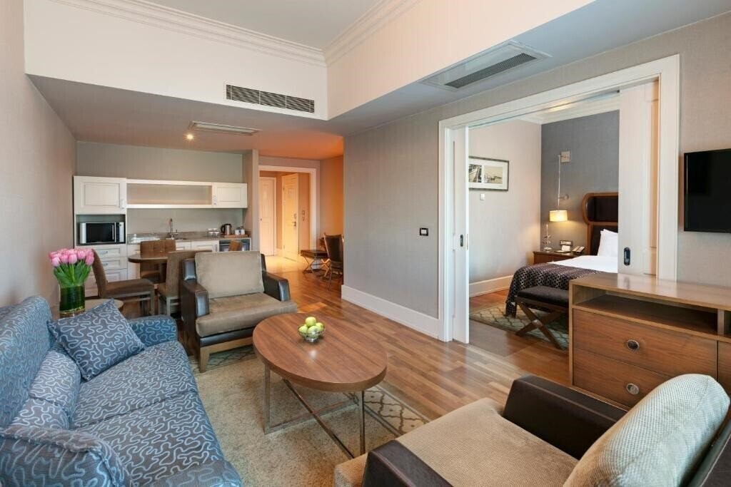 Зображення Titanic Business Bayrampasa 5*