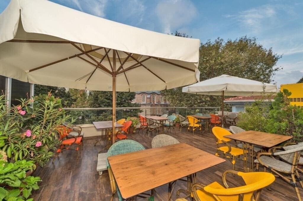 Картинка The Empress Theodora 3*