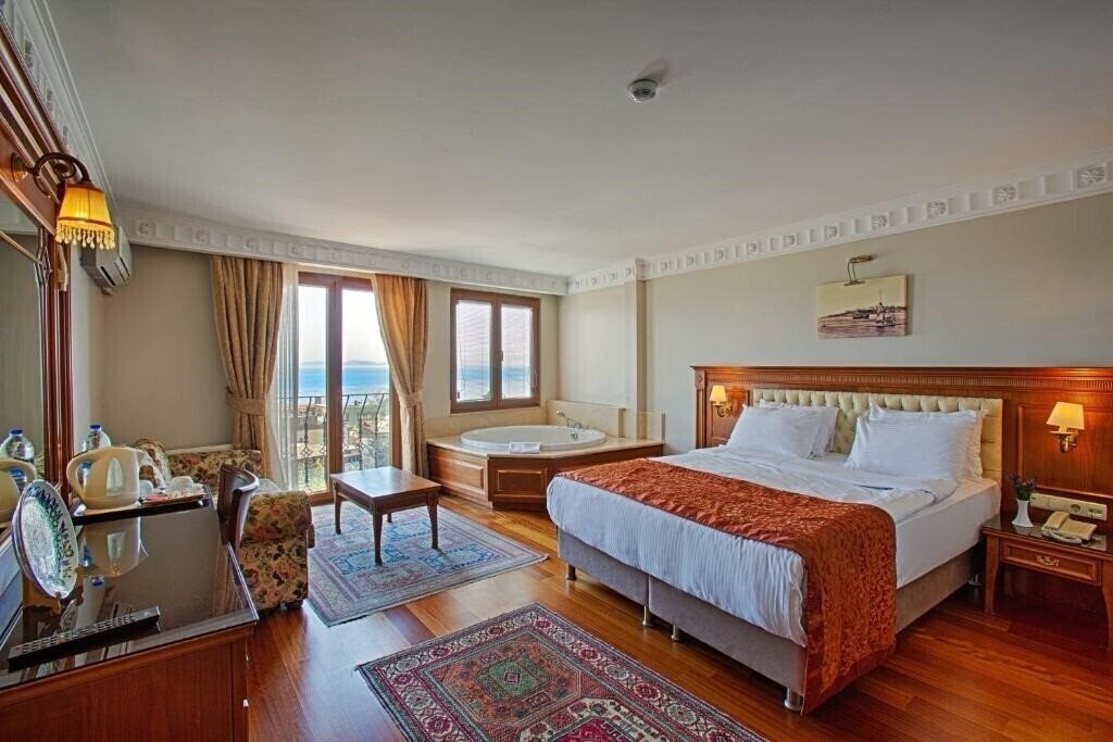 Готель Sumengen Hotel (ex. Sumengen) 3*